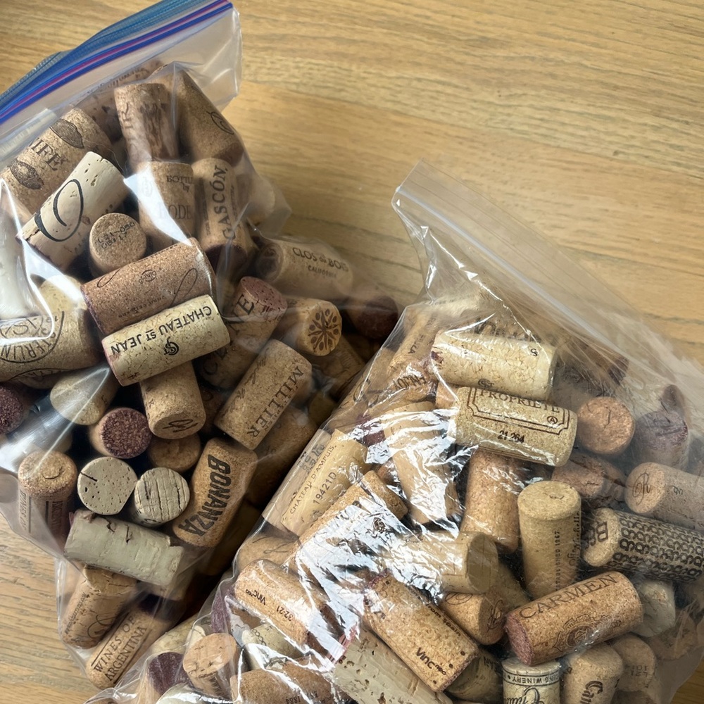 100 wine corks for decorating